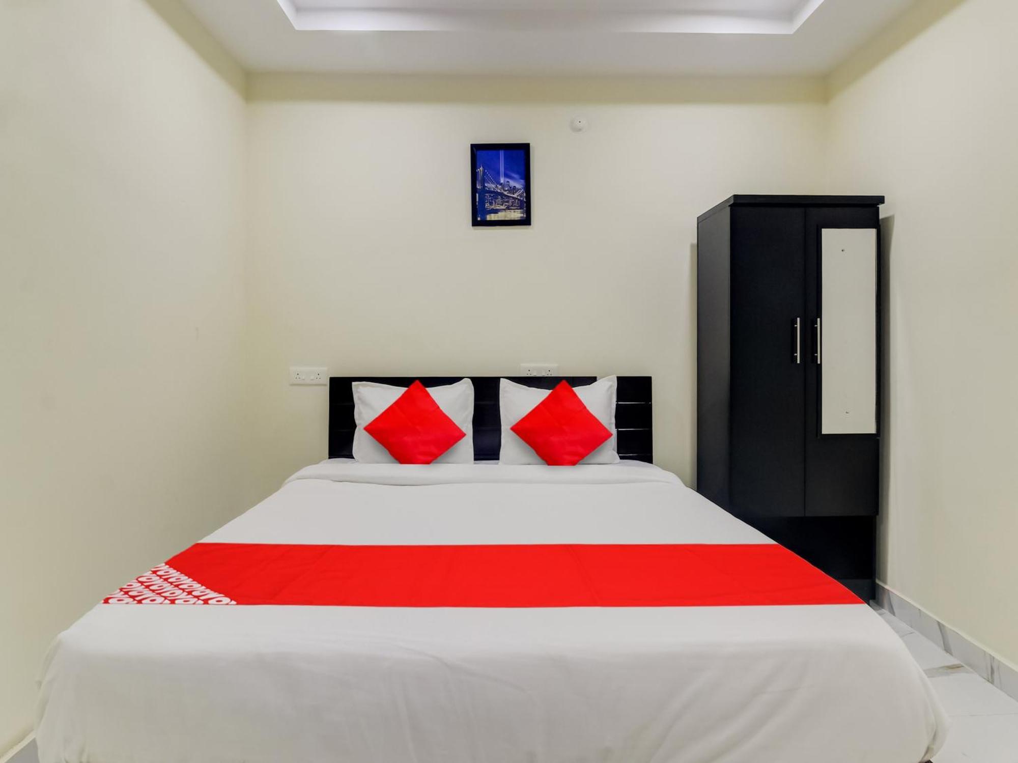 Super Hotel O Sri Nirvana Pride Ibrahimpatan Exteriör bild