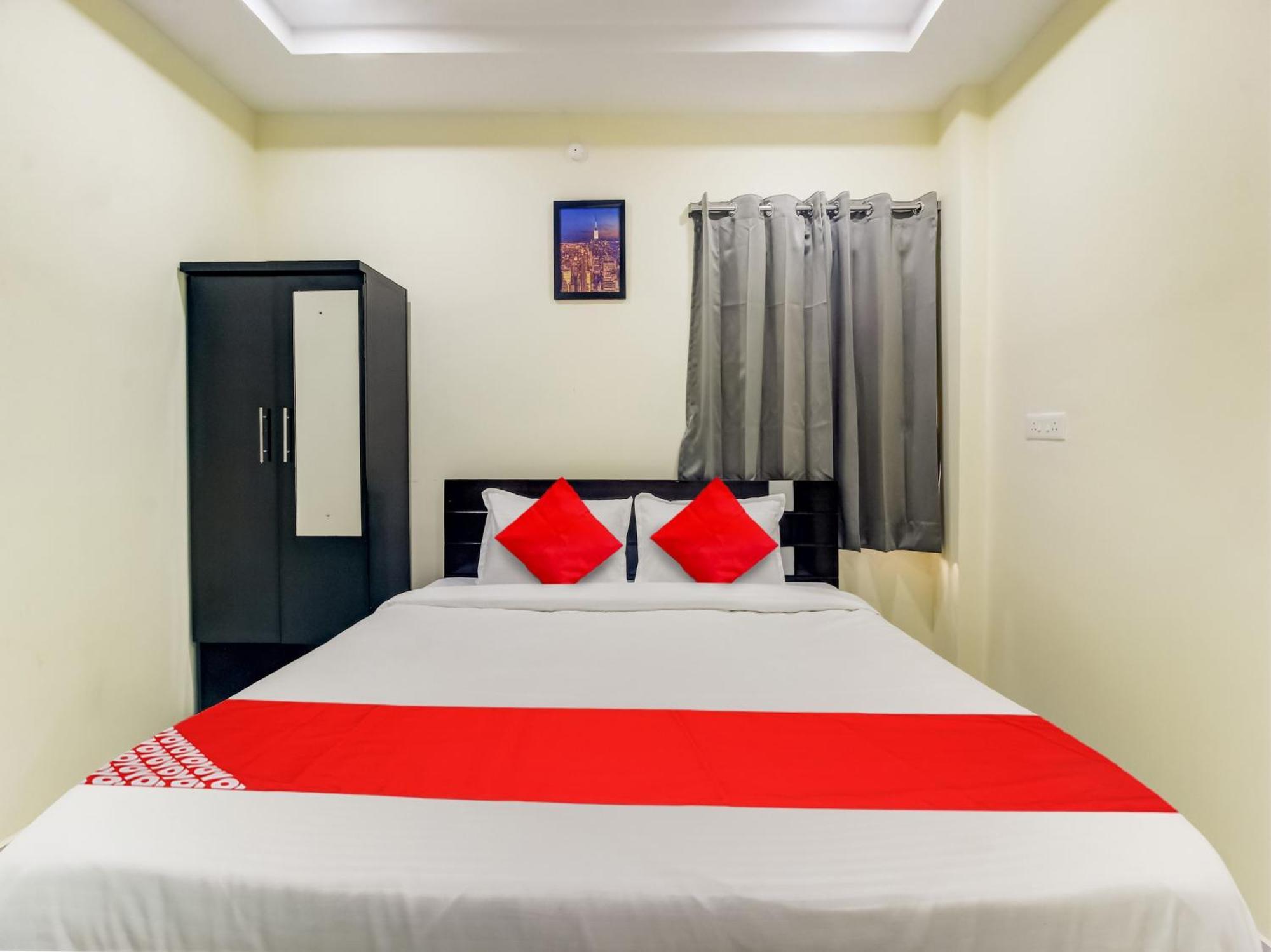 Super Hotel O Sri Nirvana Pride Ibrahimpatan Exteriör bild