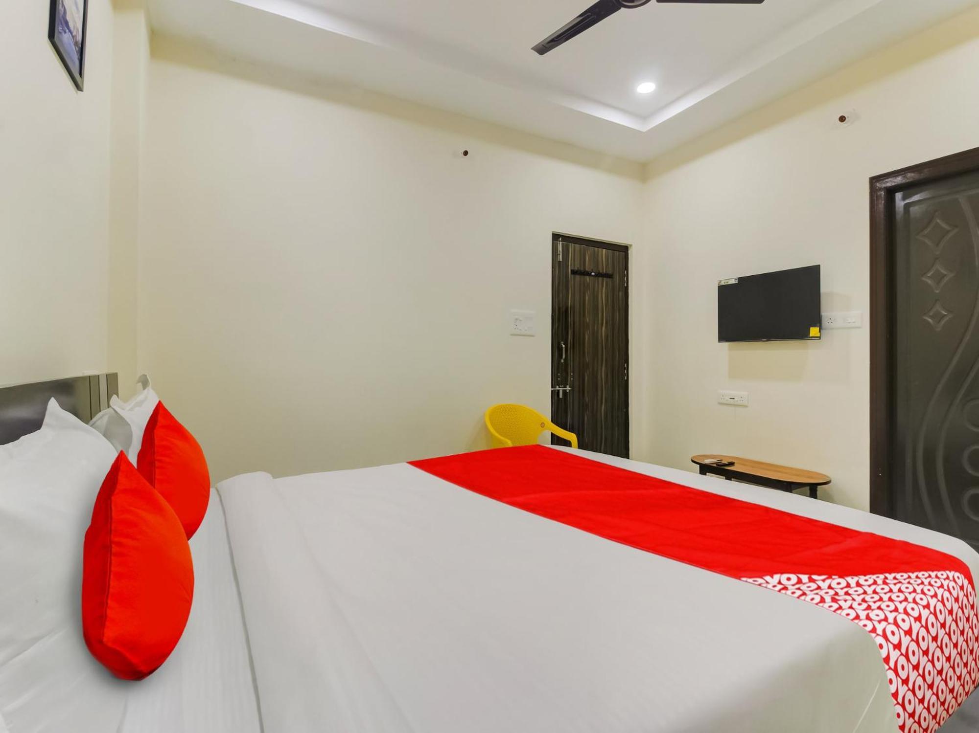 Super Hotel O Sri Nirvana Pride Ibrahimpatan Exteriör bild